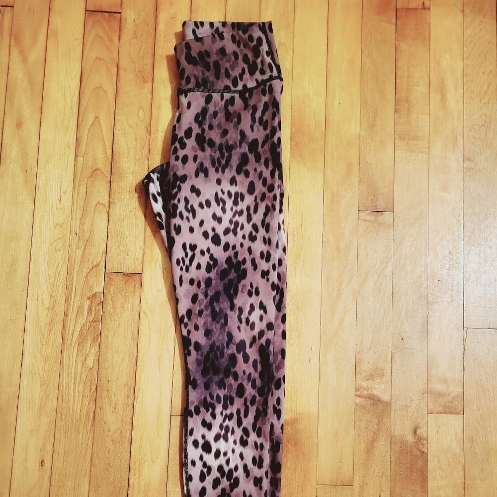 Fabletics Leggings - Picture 6 of 8